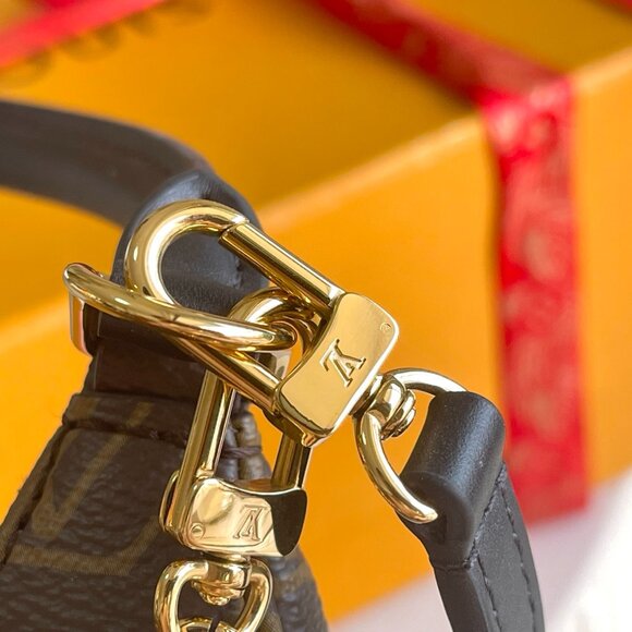 Louis Vuitton Catch PM Shoulder Bag - Picture 7 of 9